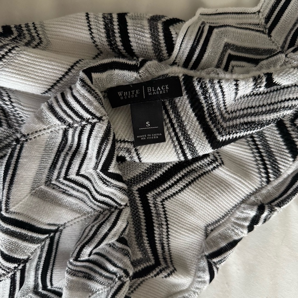Y2K One Shoulder Ruffle Top - Picture 6 of 6